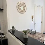 2 - Centre