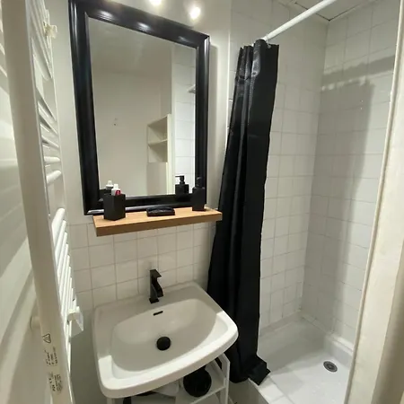 2 - Centre Apartment *
