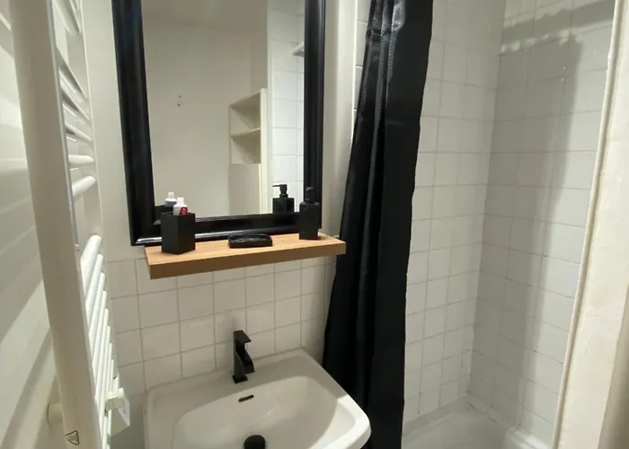 2 - Centre Διαμέρισμα *