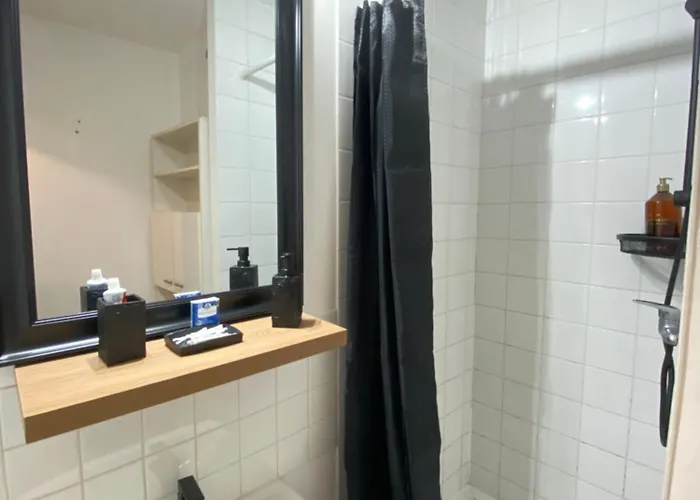 2 - Centre * אנז'ה