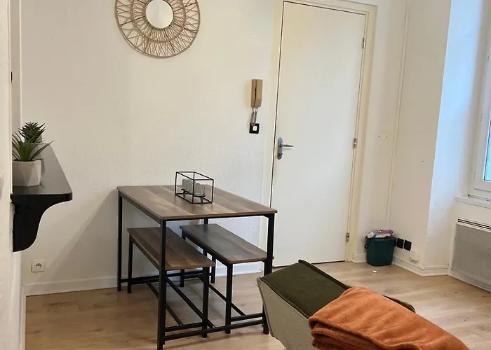 2 - Centre * Ανζέρ